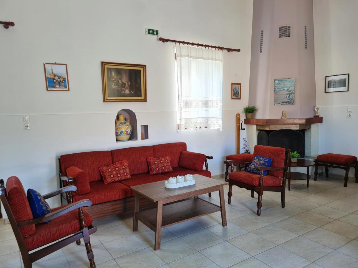Enastron Vacation House Kíssamos Buitenkant foto
